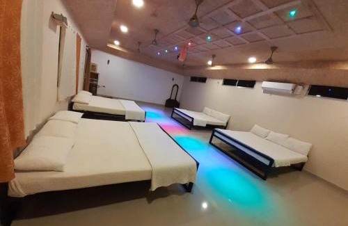 Anaimalai Hotel | Royal Cottage & Party Hall