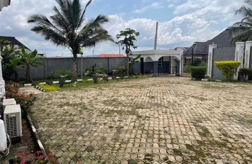 Ife Apartment | Royal Diadem Villa