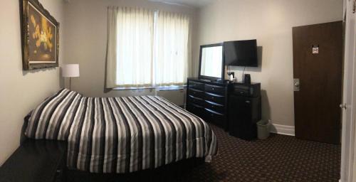Flin Flon Hotel | Royal Hotel