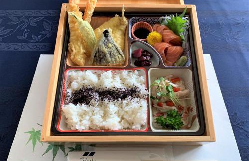 Togo-cho Hotel | Royal Hotel Uohachi