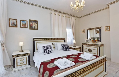 Nea Moudania Apartment | Royal House