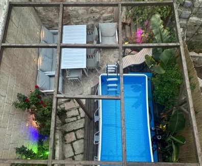 Yemin Moshe Apartment | Royal Jerusalem Villa