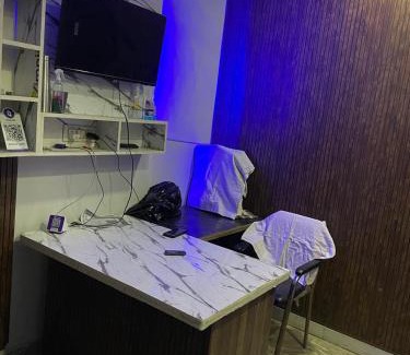 Phagwara Hotel | Royal king guest house