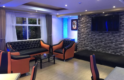 Tabaco City Hotel | Royal Mansion Hotel
