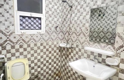 Al Khuwair Hostel | Royal Mumtaz Hostel