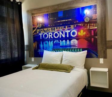 Cabbagetown South Hotel | Royal Oak Inn