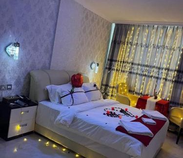Sanaa Hotel | Royal Star Hotel