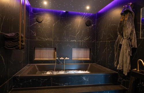 's-Gravenzande Bed & Breakfast | Royal Suite