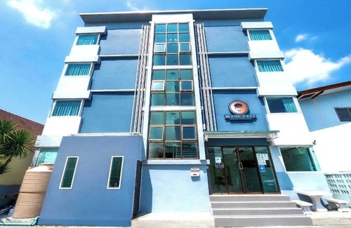 Lat Krabang Apartment | RQ Suvarnabhumi Airport by Collection O