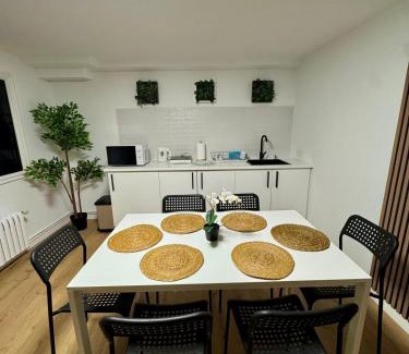 Sarria House | Rua Nova