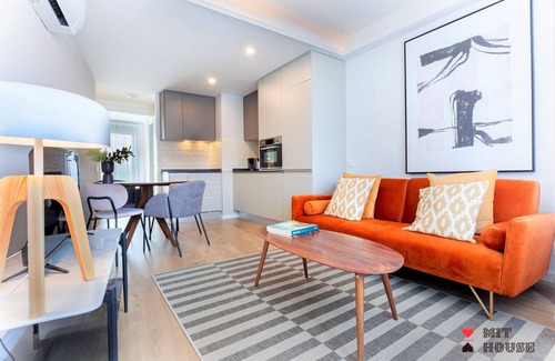 Ciudad Lineal Apartment | Rubik X apartment in Madrid