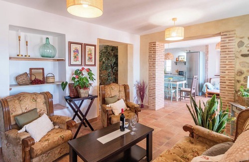 Villanueva de la Concepcion Villa | Rubito el Olmo Villanueva de la Concepción by Ruralidays