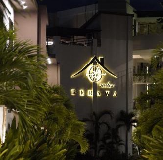 Berawa House | Ruby 3 bedroom apartment near finns