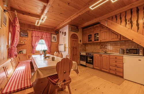 Olimje Ski Chalet | Rudnica Hill Lodge, Podčetrtek, Slovenia