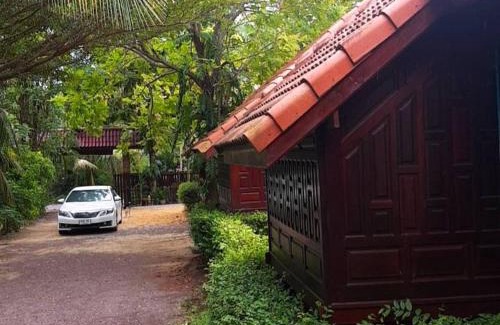 Suan Luang Bed & Breakfast | Ruenthai Ampawa