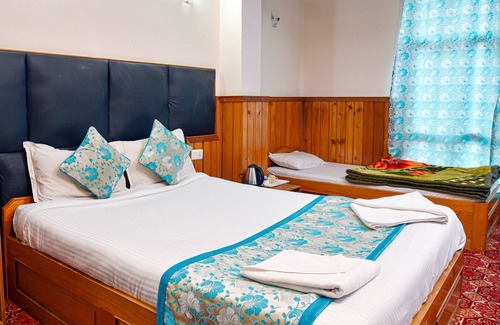 Lachung Hotel | Rufina Royal Lachung