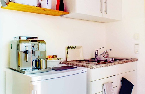 Zirndorf Apartment | Ruhig gelegenes Feriendomizil in italienischem Flair mit Terrasse