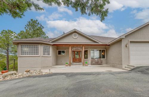 Ruidoso House | Ruidoso Vacation Rental Close to Hiking and Skiing