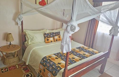 Kitojo House | Rujuna Hilltop Guesthouse