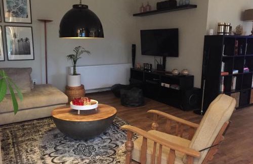 Erm Apartment | Rumah kita, bungalow met 2 slaapkamers in het mooie Drenthe