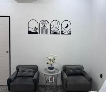 Melor Hotel | Rumah Petak Melor
