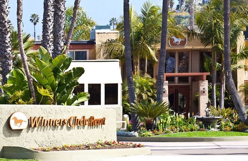 Solana Beach Condo | Run to Del Mar for Breeders Cup! Spacious, fully equipped one-bedroom condo!