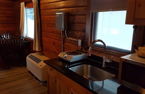 Canmore Hotel | Rundle Mountain Lodge