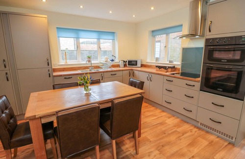 Sinnington Cottage | RUNSWICK, pet friendly, with a garden in Pickering