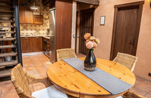 Torre de Don Miguel Cottage | Rural apartment El Corral de la Higuera for 8 people