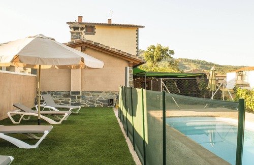 Pinofranqueado Cottage | Rural Apartments El Prado* for 4 people AT-CC-00041