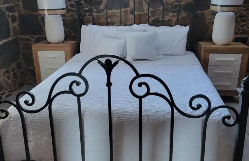 San Cristobal de La Laguna House | Rural escape w/stunning views, jacuzzi and sauna