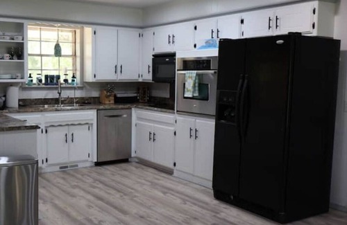 Lincoln County Other | Rural Gem! Recently Remodeled and Redecorated 3/2/2 Farmhouse on 24 Acres