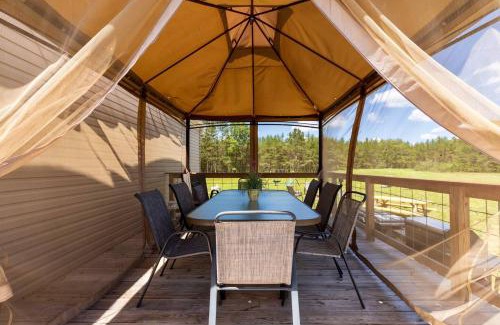 Necedah House | Rural Home on Farm