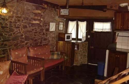 Odollo Cottage | Rural house (full rental) Carriles Romanos for 8 people