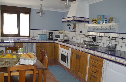 Colonia de la Estacion Cottage | Rural House Fuentes de los Alisos, border with Portugal.