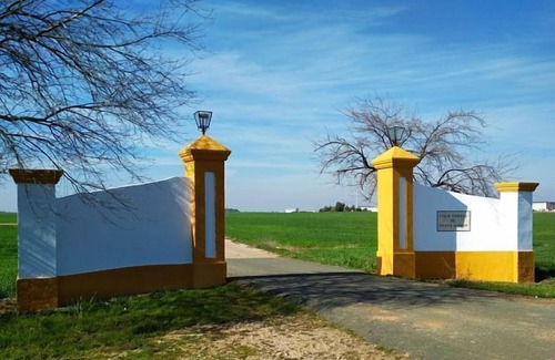 Canada Rosal Cottage | Rural house (full rental) Finca Vergel de Santa María for 18 people