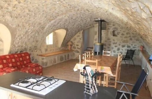 Cornillac House | Rural lodging, isolated, in the heart of our apricot orchards
