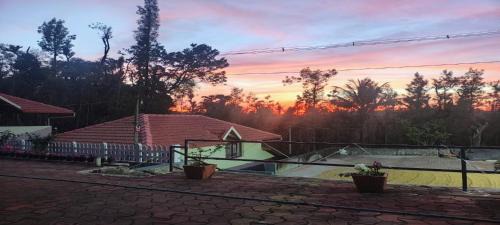 Chikkamagaluru House | Rushika Homestay Chikmagalur