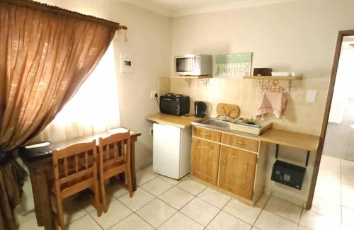 Universitas House | Rusplek Guesthouse and Conference Centre