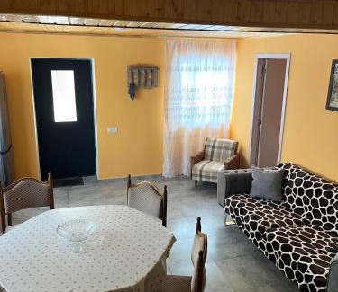 Ach'khoti Ski Chalet | Russa Kottages