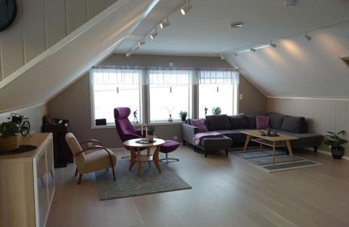 Lyngen Apartment | Russelv panorama