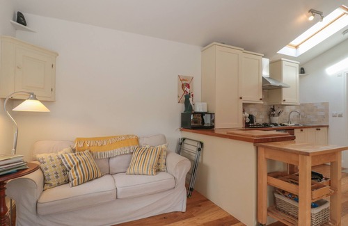 New Forest District Cottage | RUSSET, pet friendly, with open fire in Fordingbridge