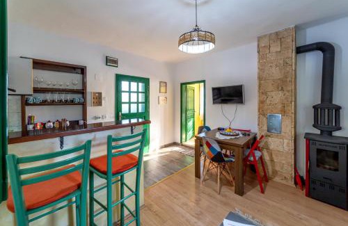 Bajina Basta House | Rustična kuća CRVENA STENA u blizini kućice na Drini