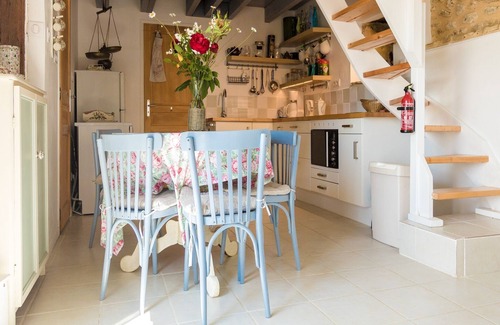 Thenon Cottage | Rustic Chic Country Cottage