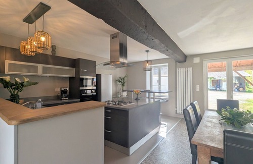 Paulnay Cottage | Rustic Cottage in Berry with Terrace and Horse Friendly