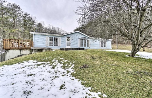 Sugar Grove House | Rustic Family Home and Acreage about 20 Mi Hocking Hills