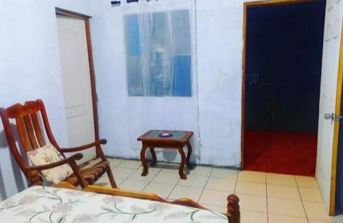 Moyogalpa House | Rustic House Hostel