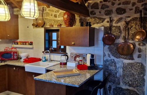 Tondela House | Rustic Retreat-african Dream