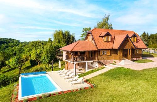 Velika Gorica Villa | Rustique 1952