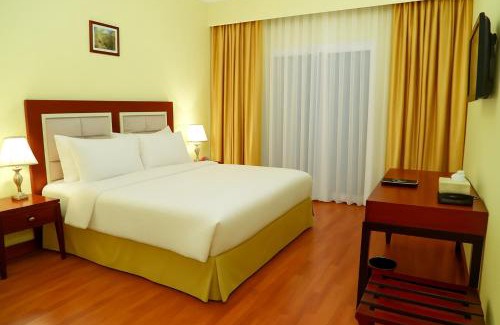 Al Sharq Apartment | Ruwi Hotel Apartments, Sharjah